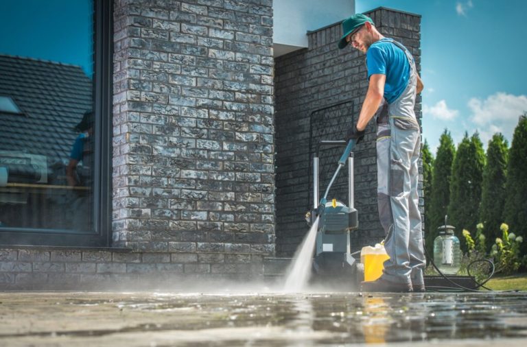 Benefits of Our Pressure Washing Services