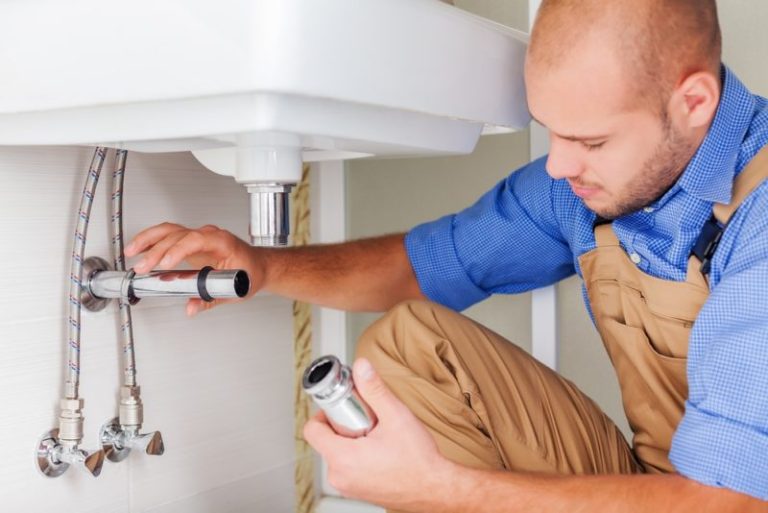 Conquering Your Castle’s Pipes: A Plumbing Guide for New Albuquerque Homeowners