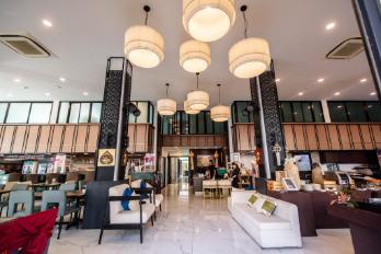 Experience Ultimate Convenience The Sen at the Heart of Vibrant Shopping Districts