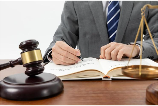 How to Choose the Right Defense Lawyer for Your Criminal Case