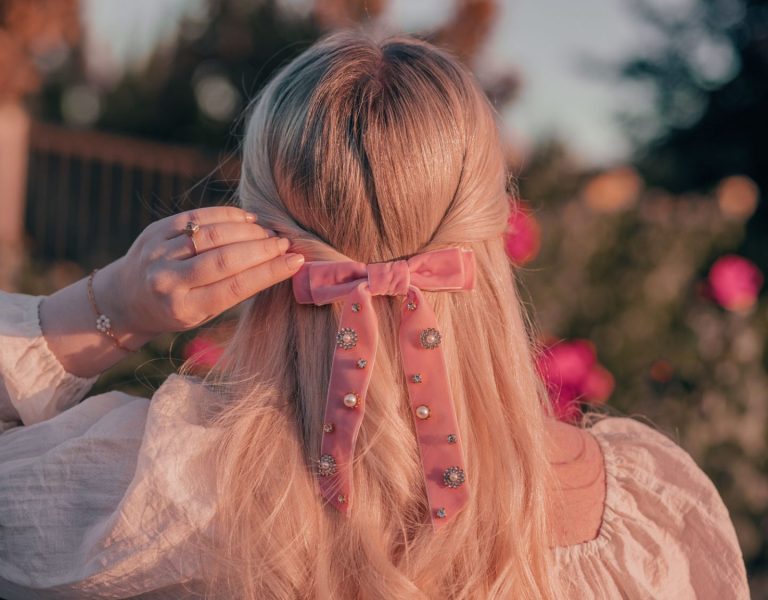 Styling Fun: Must-Have Hair Accessories for Girls