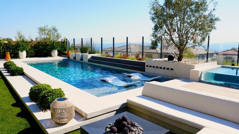 Transform Your Backyard With a Modern and Elegant Pool