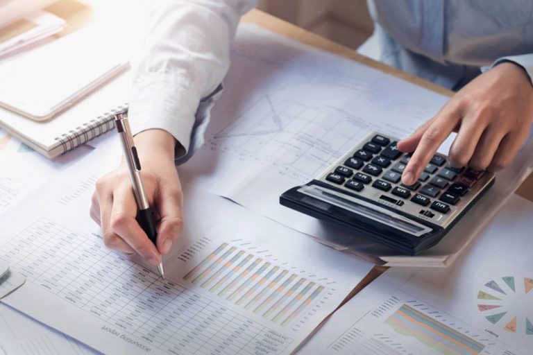 4 Ways Bookkeepers Add Value Beyond Basic Data Entry